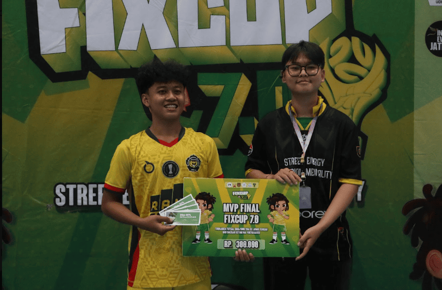 Awarding MVP Final FIX CUP 7.0